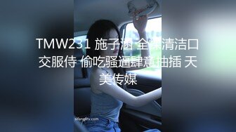 闪超绿长裙极品美眉