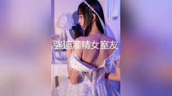 【新片速遞】【露点偷窥】外站流出 某桌球厅惊现无文胸陪打女❤️这谁有心情打