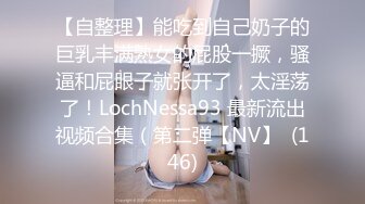 极品淫乱骚婊 4P堪比AV 两手各握肉棒一个舔B (2)