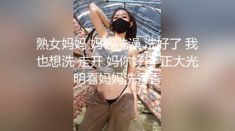 《震撼分享✅白嫖网红》露脸才是王道！微博撸铁反_差婊【悲伤口袋小G】高价定制~道具紫薇吃鸡巴足控特会放骚戳XP的欲望脸