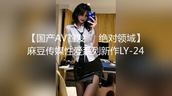 SWAG 也太敢玩了吧!在知名KTV包厢跟粉丝修干，完全不怕服务生进来