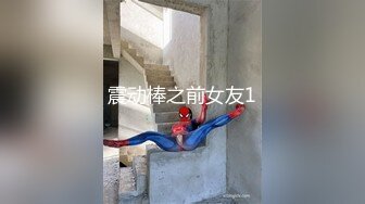 狠人大澡堂带摄像头进去偷拍