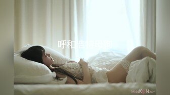 肥熟骚老婆，看着操她骚逼