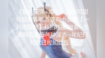 小伙一个抱摔强操有点不情愿的女友 各种姿势来一遍完美露脸