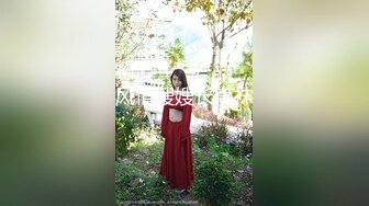 ❤️❤️漂亮高跟黑丝少妇脱光吃鸡 口含双屌尽情轮番泄欲  在车上被巨根狂插 淫水直流 精液射一肚子